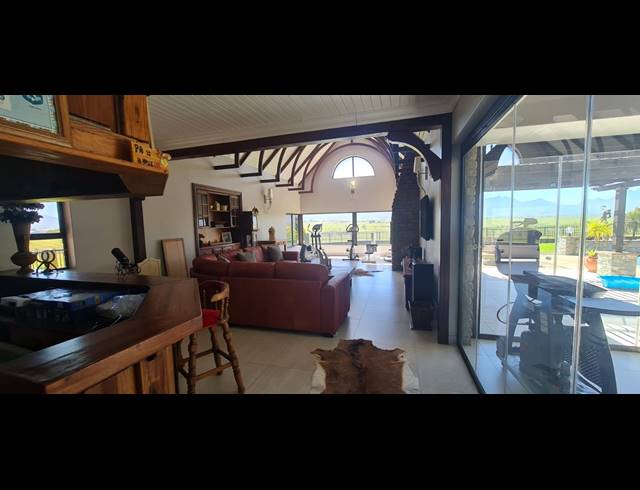 86HA FARM FOR SALE IN GLENTANA